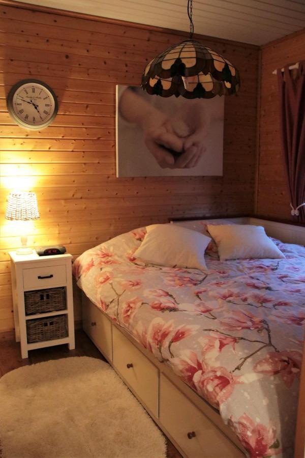 Charme Chalet Zutendaal Exteriér fotografie